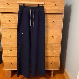 NWOT FIGS High Waisted Isabel Wide Leg Scrub Pants in Navy, XS Regular